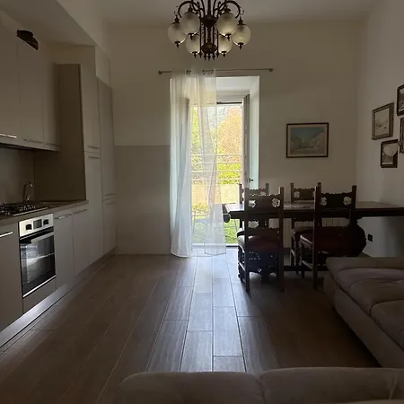 Gaia House With Parking Free Apartman Como